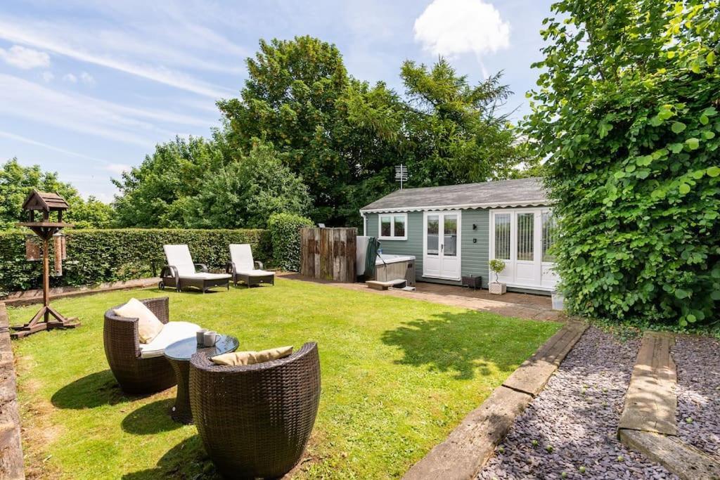 The Summerhouse, Countryside Retreat With Private Hot Tub Bridgnorth Zewnętrze zdjęcie